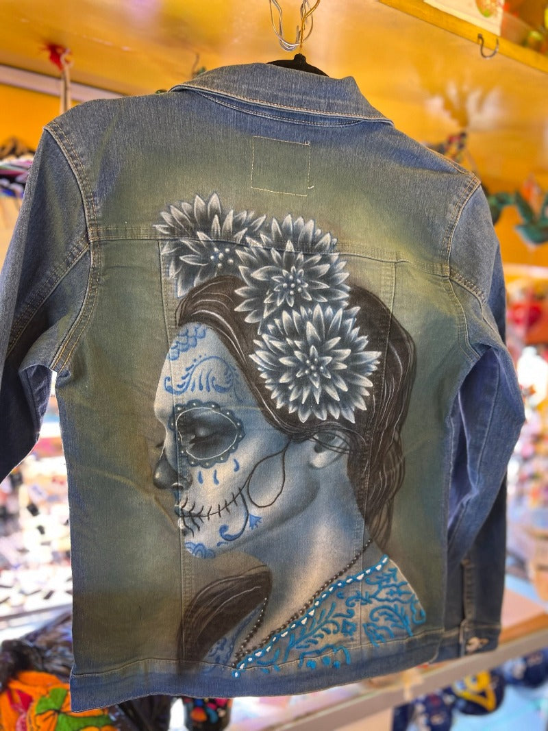 Sports Team Skulls – Mi Reina Olvera Street